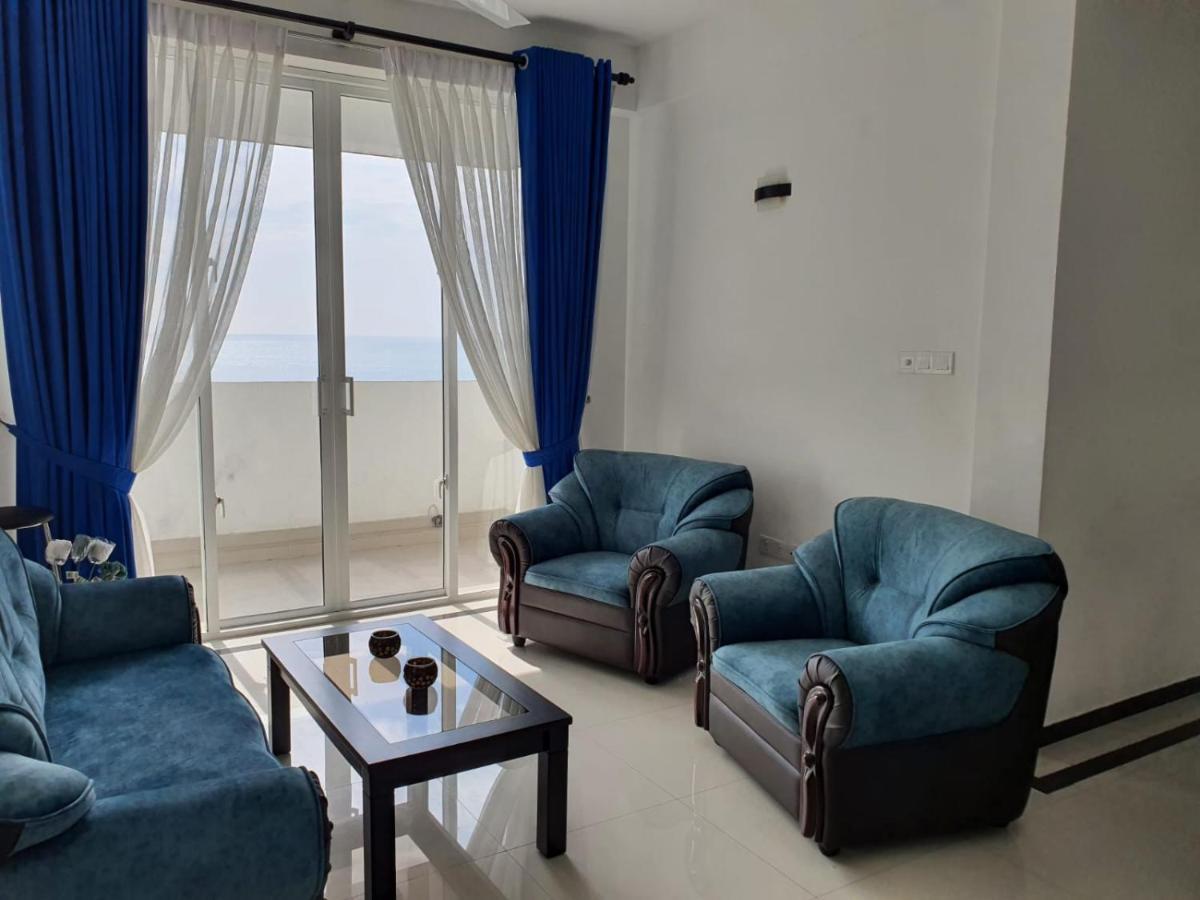 New 2 Bedroom Apartment, 100M Away From The Beach Dehiwala-Mount Lavinia Bagian luar foto