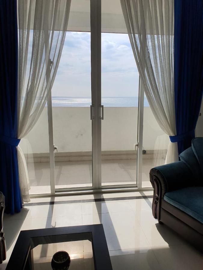 New 2 Bedroom Apartment, 100M Away From The Beach Dehiwala-Mount Lavinia Bagian luar foto